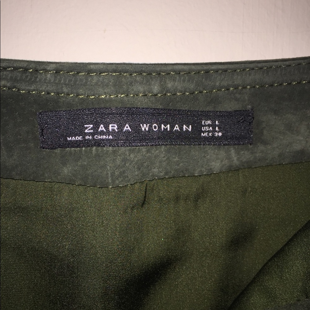 Zara Olive Zip-Up Skirt